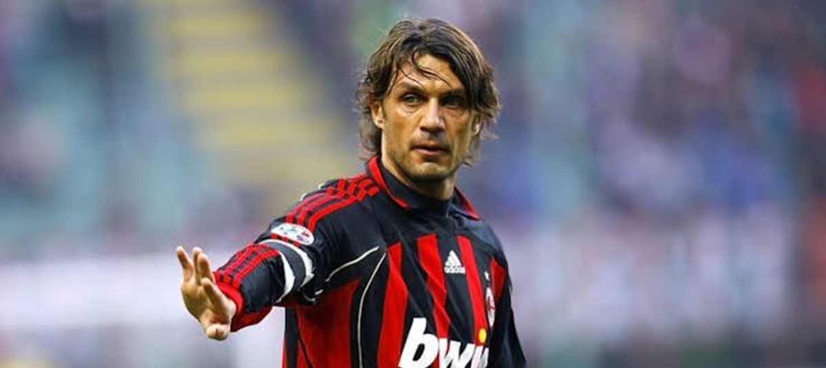 Forever Loyal: Football Stars Who Never Changed Clubs